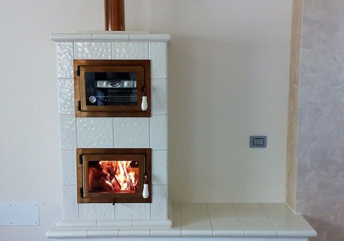 Stufa con forno e panca cassettone